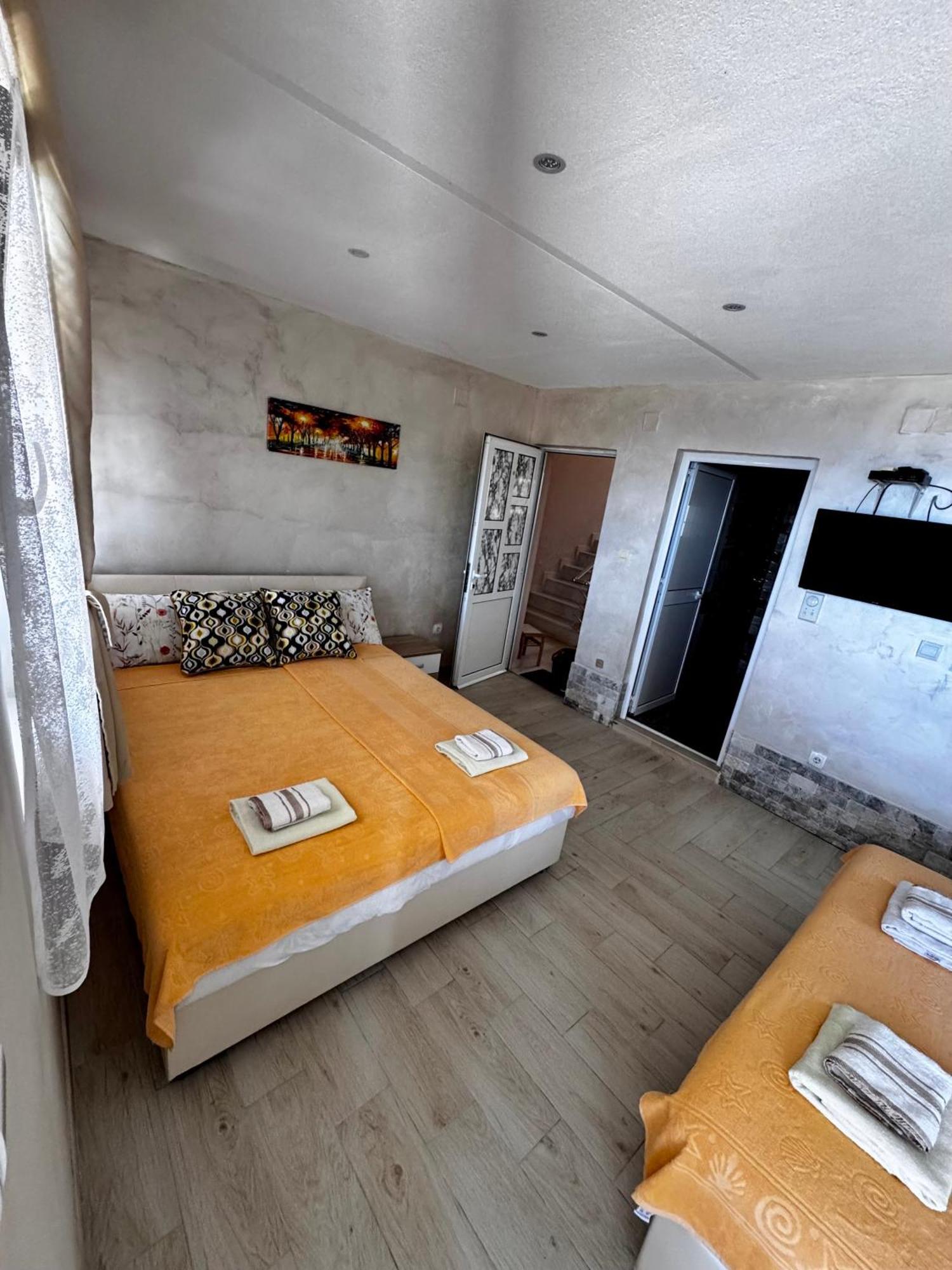 Apartments Tadic Petrovac Exterior photo