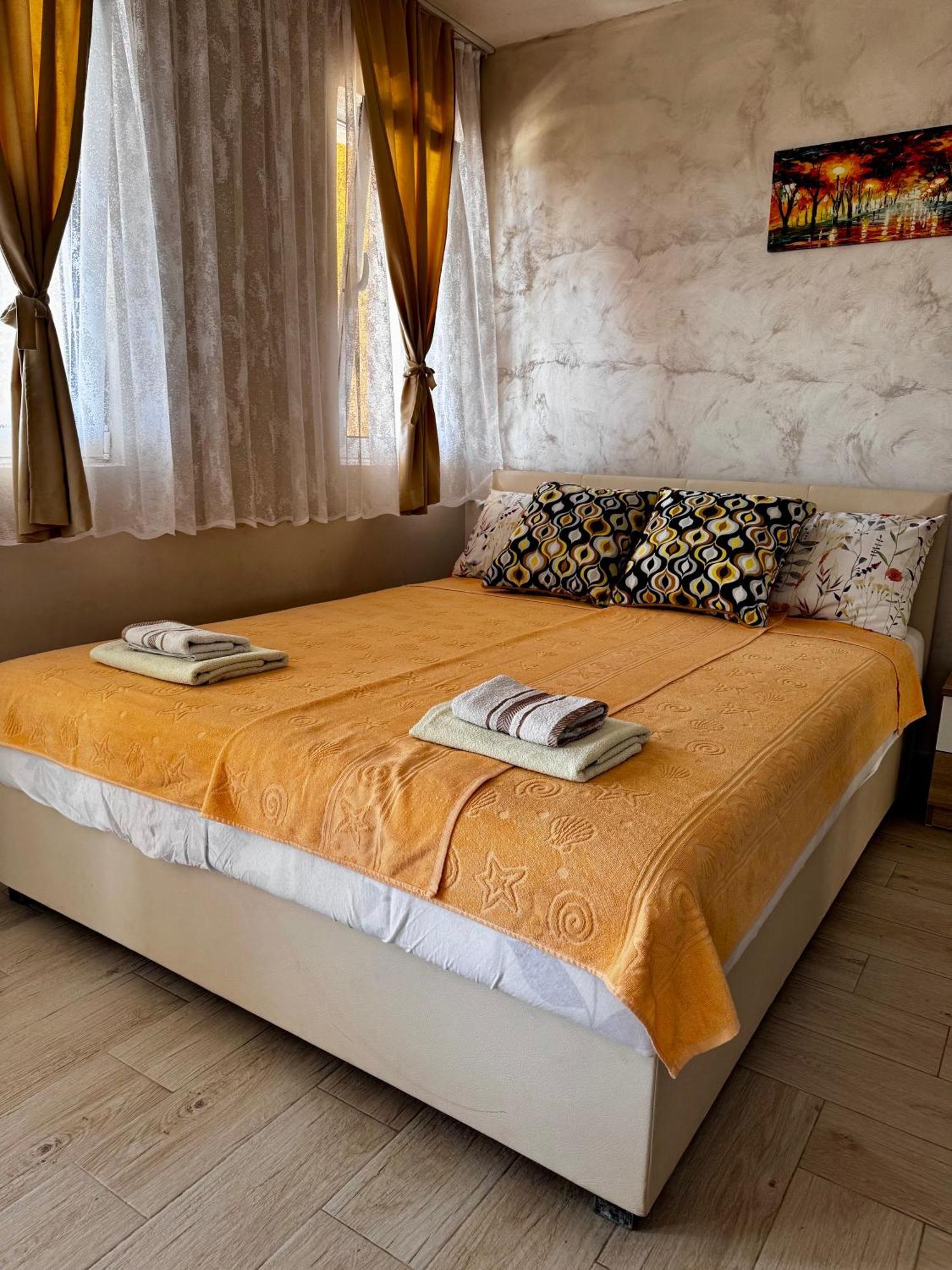 Apartments Tadic Petrovac Exterior photo